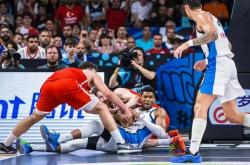 足球直播-爵士鏖战湖人B队，字母哥统治全场的简单介绍