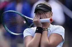 足球直播吧-爆冷！网球强队意外出局震惊全场的简单介绍