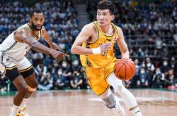 足球直播在线观看免费-包含浙江队力克火箭，孙铭徽点燃赛场的词条