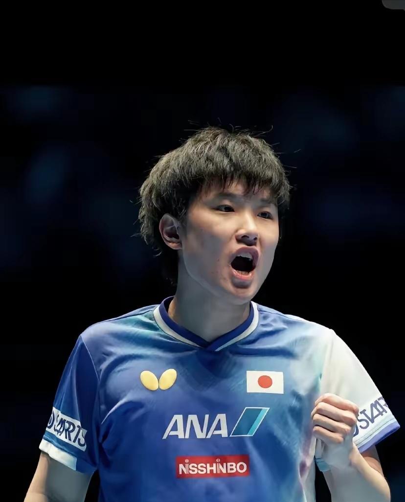 包含韩国乒乓球队鏖战日本乒乓球队，张本智和爆发神勇的词条